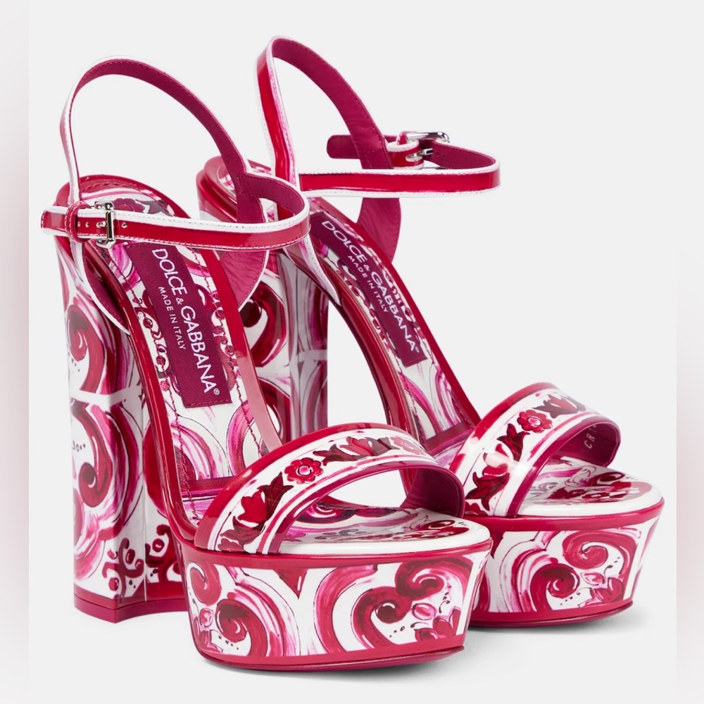 AUTHENTIC Dolce & Gabbana Majolica sandal heel PINK 💗